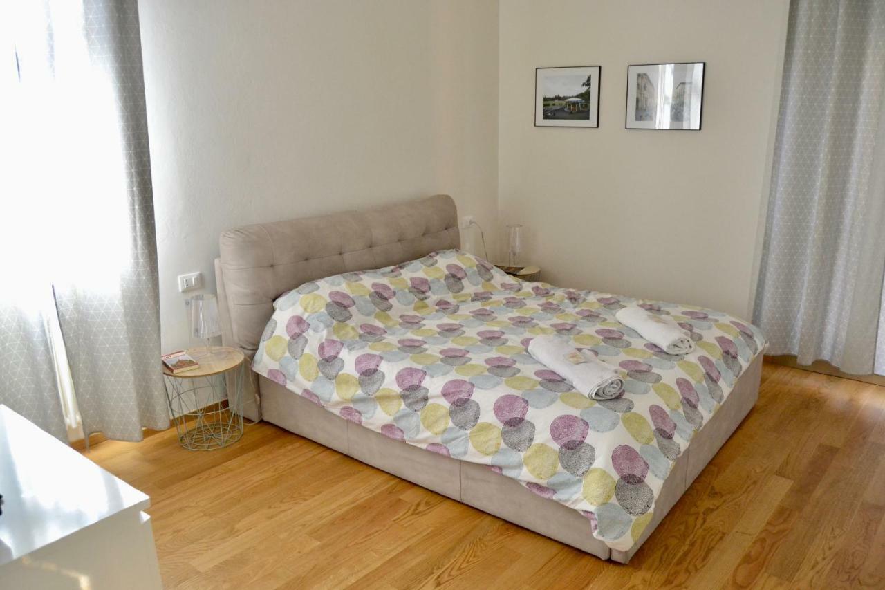 Apartamento Il Portico Di Saragozza Bolonia Exterior foto